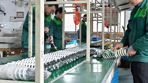 Ai tốt hơn, nĩa thẳng hay nĩa ngược?